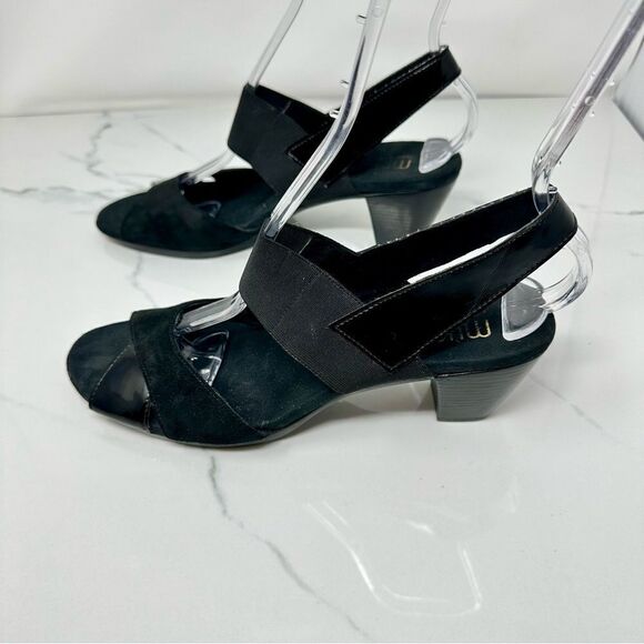 Munro Suede Heeled Sandals- Size 9.5 - Picture 12 of 15